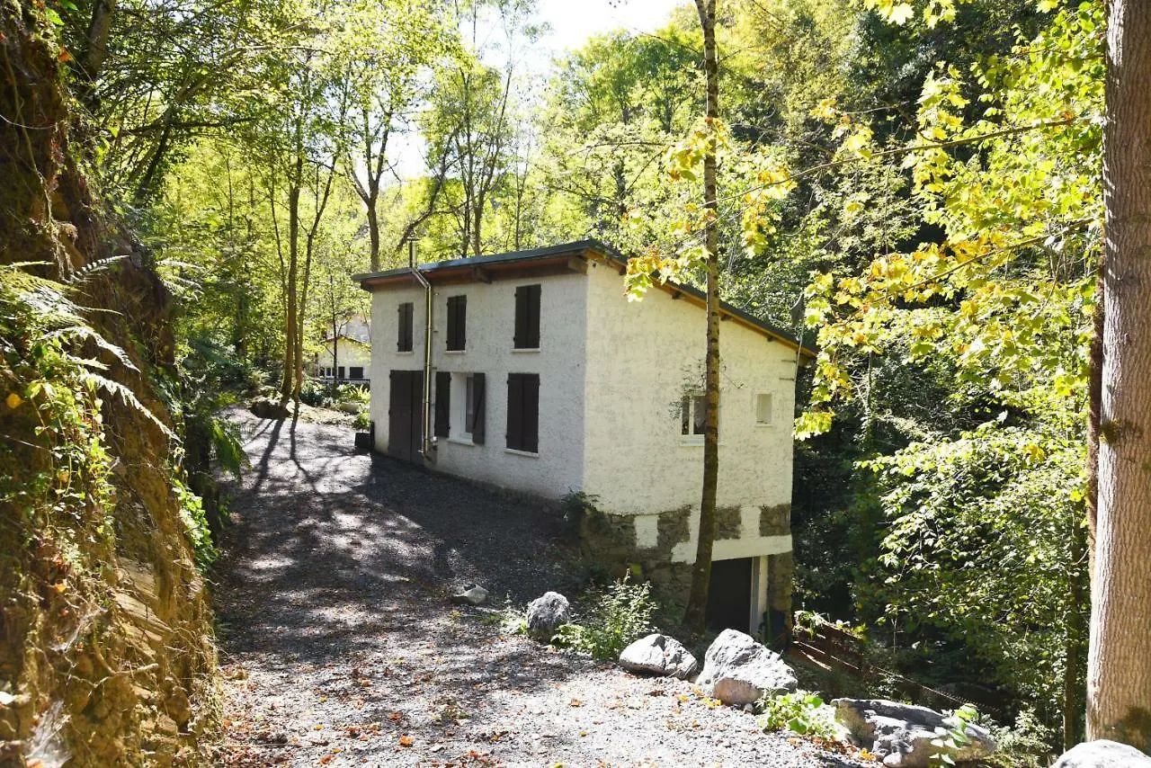 Au Moulin Hotel Esbareich 0*,  France